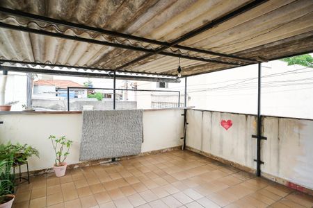 Casa à venda com 360m², 4 quartos e 6 vagasQuintal