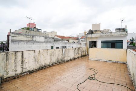 Casa à venda com 360m², 4 quartos e 6 vagasQuintal