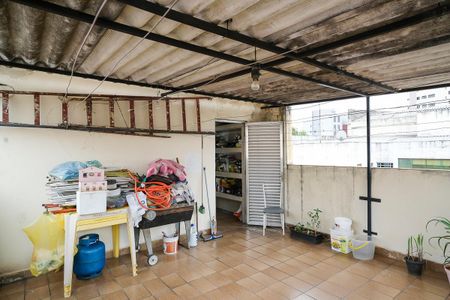 Casa à venda com 360m², 4 quartos e 6 vagasQuintal