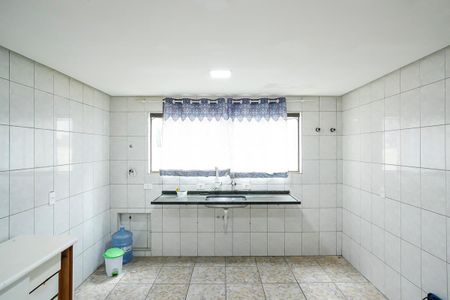 Casa à venda com 360m², 4 quartos e 6 vagasCozinha 1