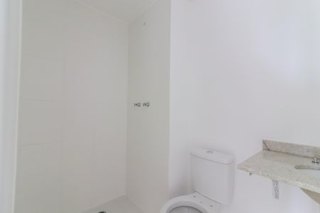 Apartamento à venda com 73m², 2 quartos e 1 vaga Apartamento à venda com 73m², 2 quartos e 1 vagaBanheiro Social