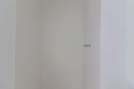 Apartamento à venda com 73m², 2 quartos e 1 vaga Apartamento à venda com 73m², 2 quartos e 1 vagaBanheiro Social