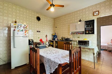 Casa à venda com 155m², 4 quartos e 1 vaga Casa à venda com 155m², 4 quartos e 1 vagaCozinha