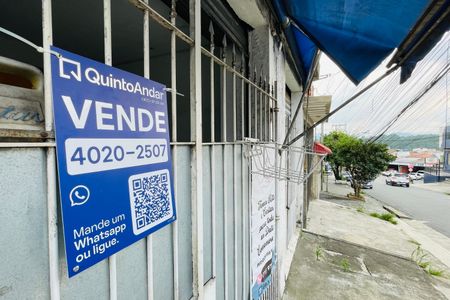Casa à venda com 155m², 4 quartos e 1 vaga Casa à venda com 155m², 4 quartos e 1 vagaPlaquinha