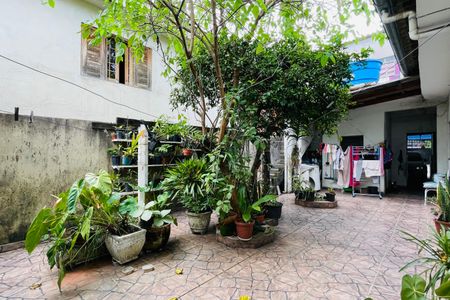 Casa à venda com 155m², 4 quartos e 1 vaga Casa à venda com 155m², 4 quartos e 1 vagaÁrea externa