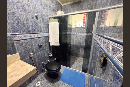 Casa à venda com 283m², 3 quartos e 2 vagasBanheiro