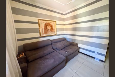 Casa à venda com 283m², 3 quartos e 2 vagasSala