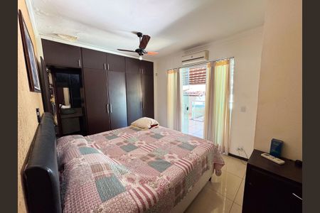 Casa à venda com 283m², 3 quartos e 2 vagasQuarto 2