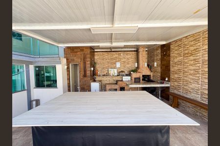 Casa à venda com 283m², 3 quartos e 2 vagasÁrea Externa