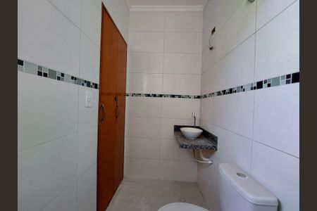Casa à venda com 86m², 2 quartos e 2 vagas Casa à venda com 86m², 2 quartos e 2 vagasBanheiro 2