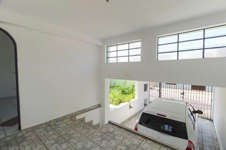 Casa à venda com 111m², 3 quartos e 3 vagas Casa à venda com 111m², 3 quartos e 3 vagasGaragem