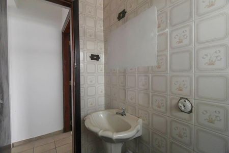 Casa à venda com 111m², 3 quartos e 3 vagas Casa à venda com 111m², 3 quartos e 3 vagasBanheiro