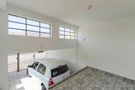 Casa à venda com 111m², 3 quartos e 3 vagas Casa à venda com 111m², 3 quartos e 3 vagasGaragem