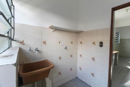 Casa à venda com 111m², 3 quartos e 3 vagas Casa à venda com 111m², 3 quartos e 3 vagasÁrea de Serviço