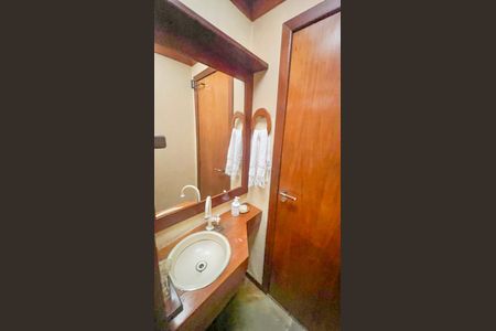 Apartamento à venda com 214m², 4 quartos e 2 vagasBanheiro