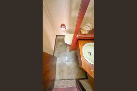 Apartamento à venda com 214m², 4 quartos e 2 vagasBanheiro