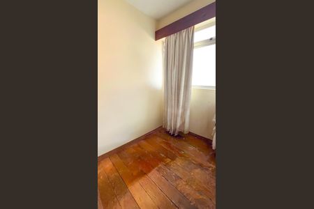 Apartamento à venda com 214m², 4 quartos e 2 vagasÁrea de Serviço