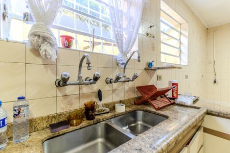 Casa à venda com 477m², 3 quartos e 4 vagasCozinha