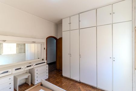 Casa à venda com 477m², 3 quartos e 4 vagasSuíte 2