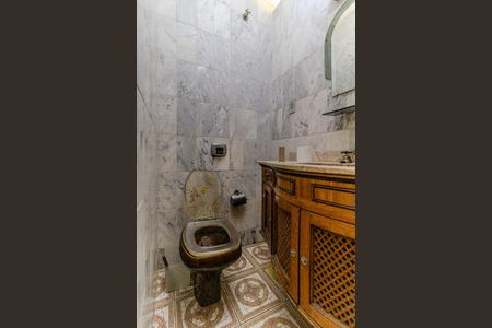 Casa à venda com 477m², 3 quartos e 4 vagasLavabo