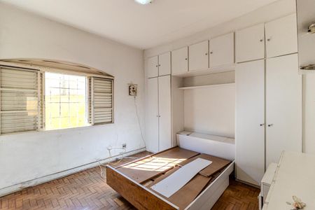 Casa à venda com 477m², 3 quartos e 4 vagasSuíte 2