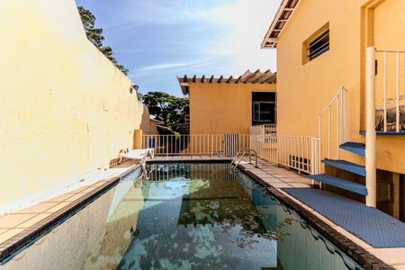 Casa à venda com 477m², 3 quartos e 4 vagasPiscina