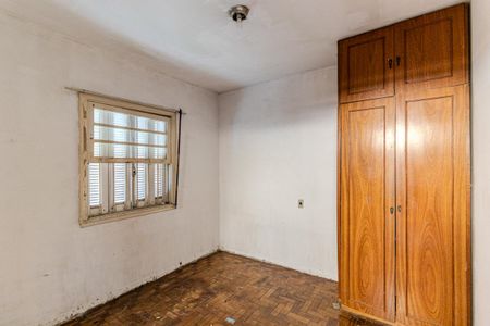 Casa à venda com 477m², 3 quartos e 4 vagasQuarto de Serviço 2
