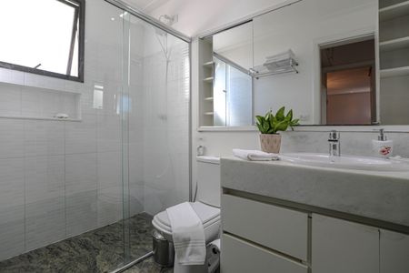 Apartamento para alugar com 66m², 2 quartos e 1 vagaBanheiro