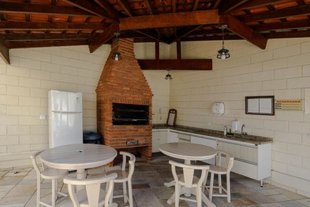 Apartamento para alugar com 66m², 2 quartos e 1 vagaÁrea Comum -