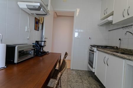 Apartamento para alugar com 66m², 2 quartos e 1 vagaCozinha