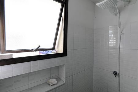 Apartamento para alugar com 66m², 2 quartos e 1 vagaBanheiro