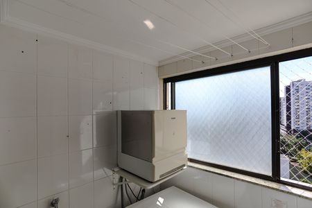 Apartamento para alugar com 66m², 2 quartos e 1 vagaÁrea de Serviço