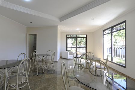 Apartamento para alugar com 66m², 2 quartos e 1 vagaÁrea Comum - Salão de Festas