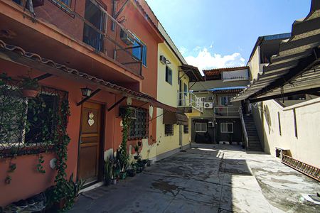 Casa de condomínio à venda com 60m², 2 quartos e 1 vaga Casa de condomínio à venda com 60m², 2 quartos e 1 vagaÁrea comum