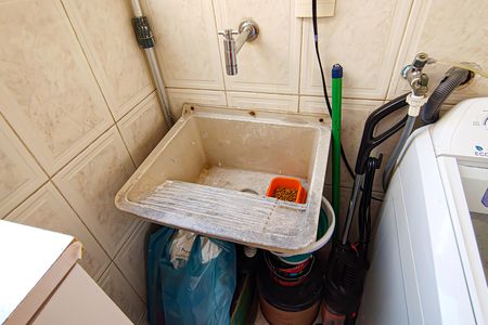 Casa de condomínio à venda com 60m², 2 quartos e 1 vaga Casa de condomínio à venda com 60m², 2 quartos e 1 vagaCozinha e Área de Serviço