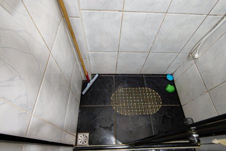 Casa de condomínio à venda com 60m², 2 quartos e 1 vaga Casa de condomínio à venda com 60m², 2 quartos e 1 vagaBanheiro