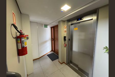 Apartamento à venda com 62m², 2 quartos e 1 vaga Apartamento à venda com 62m², 2 quartos e 1 vagaÁrea comum