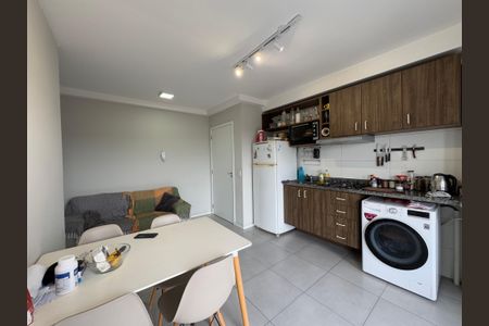 Apartamento à venda com 62m², 2 quartos e 1 vaga Apartamento à venda com 62m², 2 quartos e 1 vagaCozinha