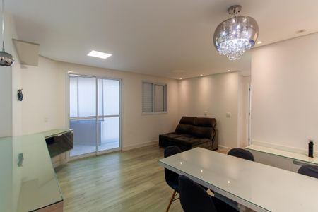 Apartamento à venda com 65m², 2 quartos e 1 vaga Apartamento à venda com 65m², 2 quartos e 1 vagaSala