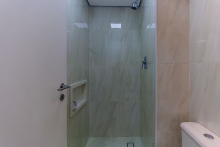 Apartamento à venda com 65m², 2 quartos e 1 vaga Apartamento à venda com 65m², 2 quartos e 1 vagaBanheiro 1