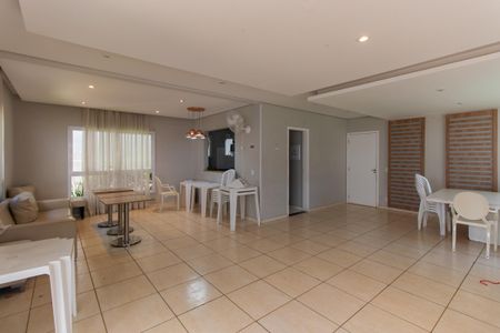 Apartamento à venda com 65m², 2 quartos e 1 vaga Apartamento à venda com 65m², 2 quartos e 1 vagaÁrea comum - Salão de festas