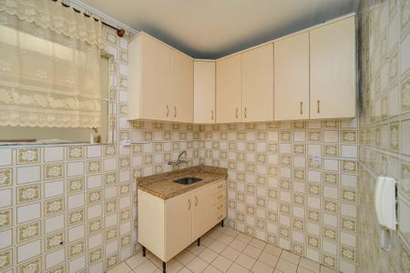 Apartamento à venda com 55m², 1 quarto e sem vaga Apartamento à venda com 55m², 1 quarto e sem vagaCozinha