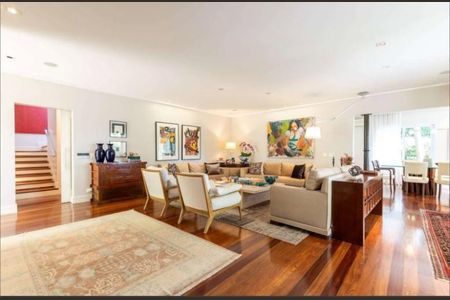 Casa de condomínio à venda com 502m², 4 quartos e 5 vagas