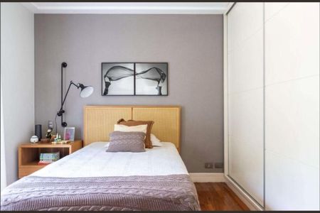 Casa de condomínio à venda com 502m², 4 quartos e 5 vagas