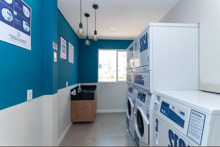 Apartamento à venda com 35m², 2 quartos e sem vagaÁrea Comum - Lavanderia