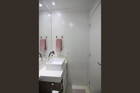 Apartamento à venda com 75m², 3 quartos e 2 vagasQuarto 1 - Suíte Banheiro 