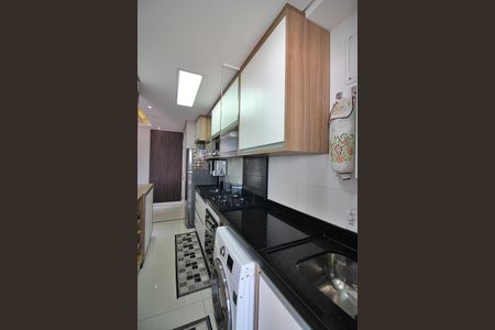 Apartamento à venda com 75m², 3 quartos e 2 vagasCozinha e Área de Serviço