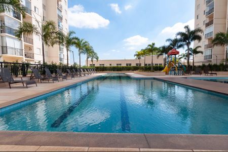 Apartamento à venda com 53m², 2 quartos e 1 vaga Apartamento à venda com 53m², 2 quartos e 1 vagaÁrea Comum - Piscina