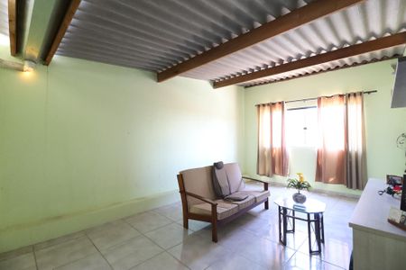 Casa à venda com 250m², 2 quartos e 2 vagas Casa à venda com 250m², 2 quartos e 2 vagasVaranda do Quarto 1