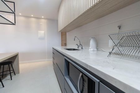 Apartamento à venda com 92m², 2 quartos e 2 vagasCozinha